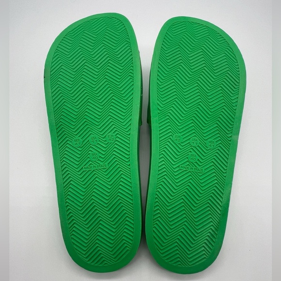 Frances Valentine Daisy Slides - Picture 6 of 9